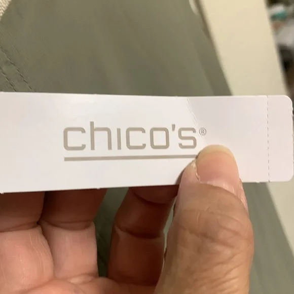 NWT CHICOS Olive Green Easy Wear Double Layer Tank Size Large - Picture 11 of 16